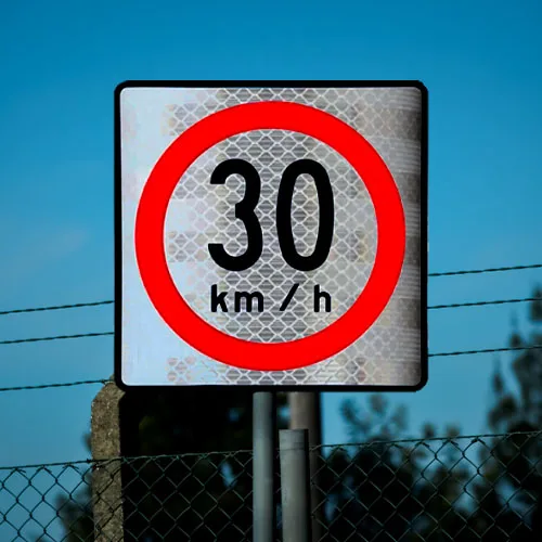 SR 9 Señal Restrictiva De Velocidad 61x61 Reflejante Alta Intensidad 2