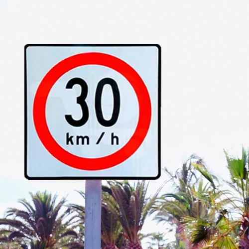 SR 9 Señal Restrictiva De Velocidad 61x61 Reflejante Grado Ingeniería 2